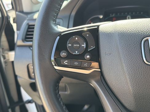 Used 2021 Honda Pilot Touring image 36
