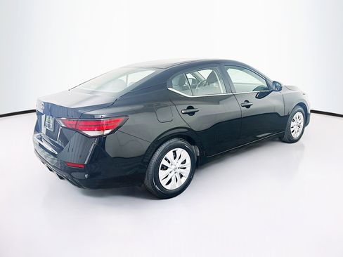 Used 2024 Nissan Sentra S FWD image 9