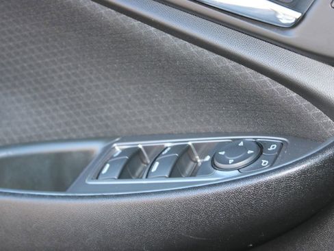 Used 2024 Chevrolet Malibu LT image 35