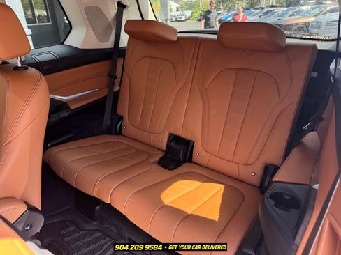Used 2020 BMW X7 xDrive40i w/ Premium Package AWD/4WD image 25