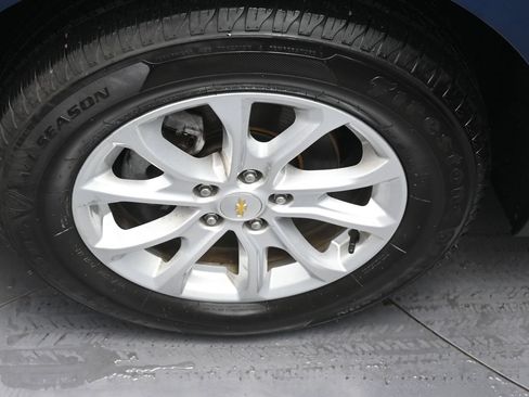 Used 2019 Chevrolet Equinox LT AWD/4WD image 17