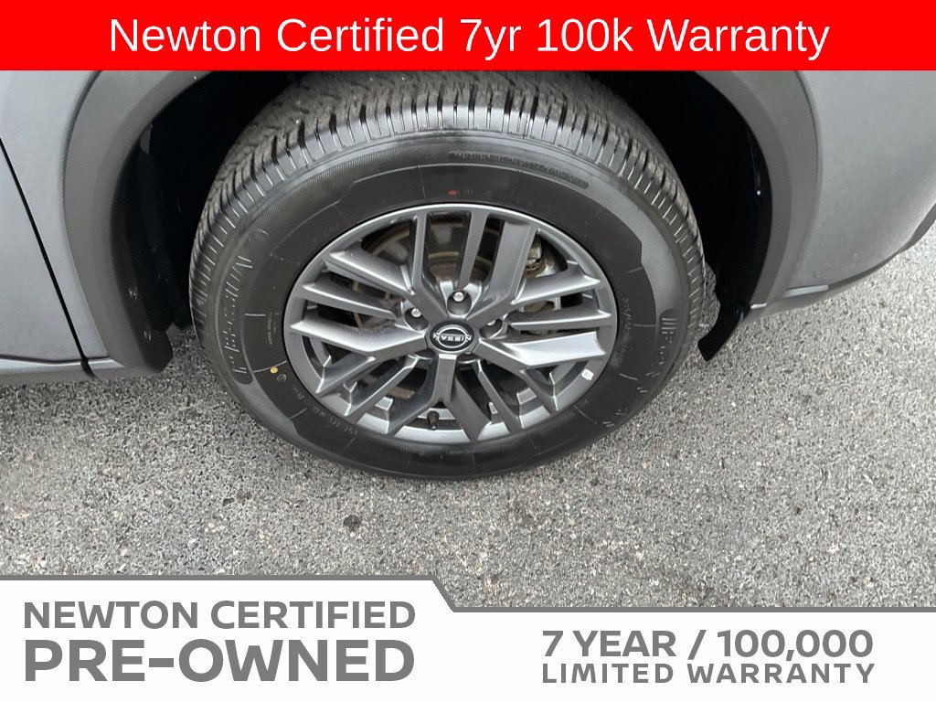 Used 2024 Nissan Rogue S AWD/4WD image 43