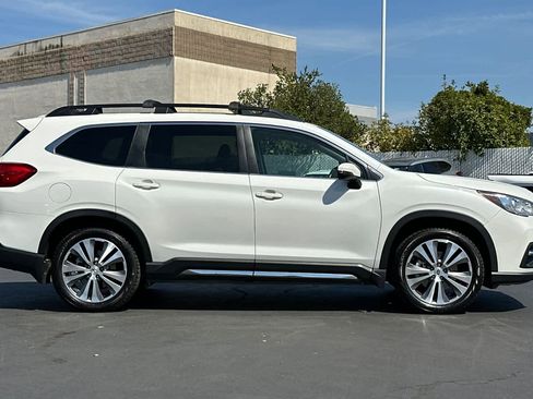 Used 2022 Subaru Ascent Limited w/ Technology Package image 6