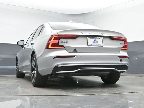Used 2023 Volvo S60 B5 Core w/ Climate Package FWD image 16