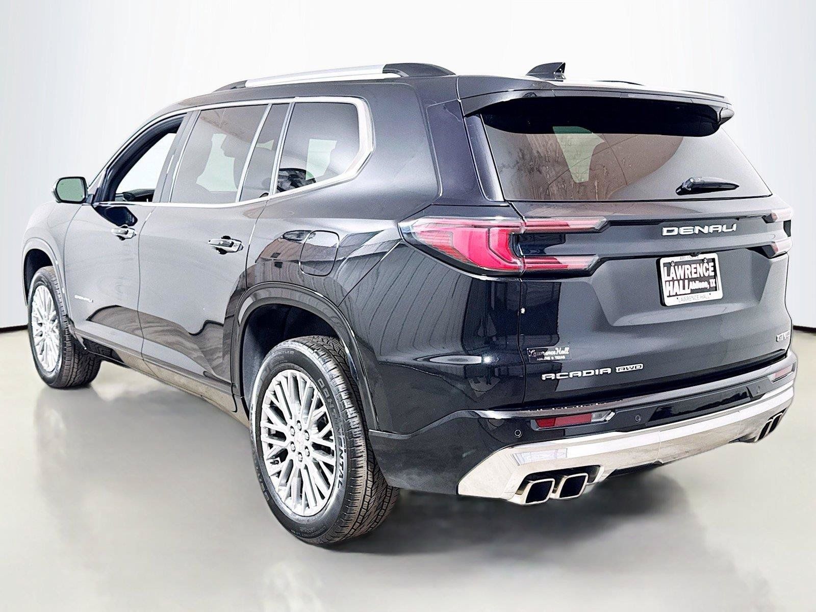 Used 2024 GMC Acadia Denali w/ LPO, Floor Liner Package AWD/4WD image 6
