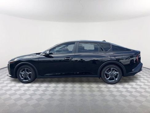 Used 2026 Kia K4 FWD image 8