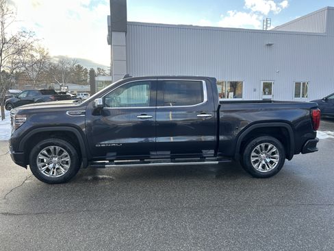 Used 2022 GMC Sierra 1500 Denali image 8