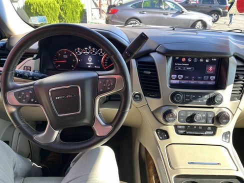 Used 2016 GMC Yukon XL Denali w/ Open Road Package AWD/4WD image 9