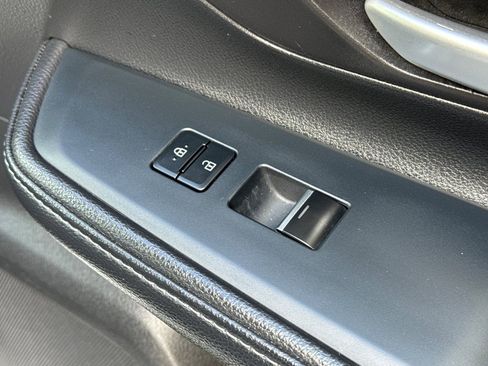 Used 2025 Toyota Grand Highlander AWD image 24