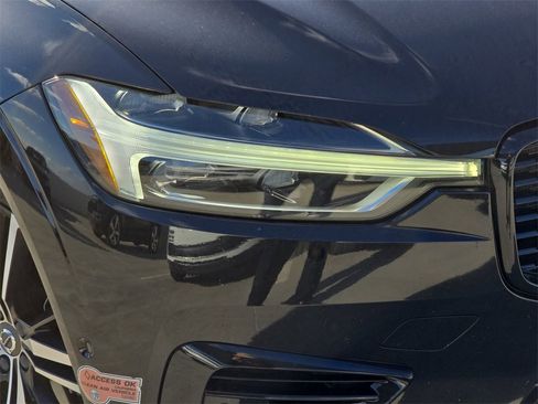 Used 2021 Volvo XC60 T8 R-Design w/ Protection Package Premier image 34