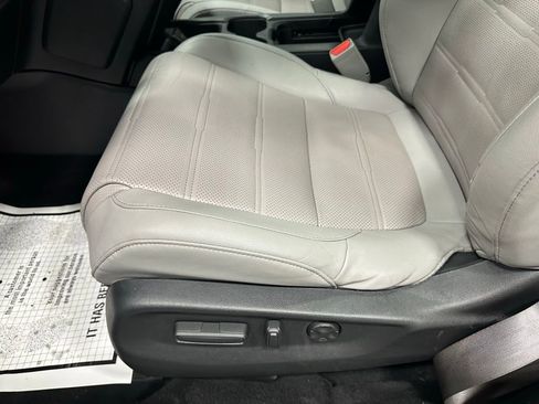 Used 2019 Honda CR-V EX-L image 13