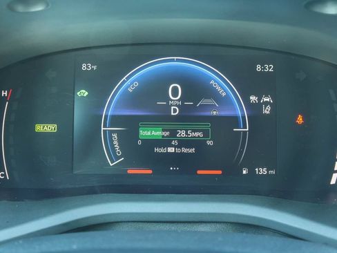 Used 2025 Toyota Camry SE w/ Convenience Package FWD image 22