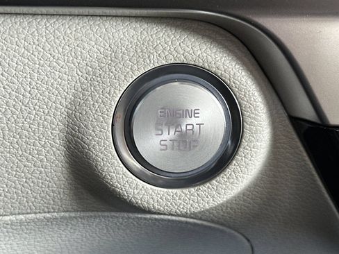 Certified 2025 Kia Telluride S FWD image 31