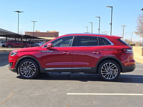 Used 2020 Lincoln Nautilus Reserve image 4