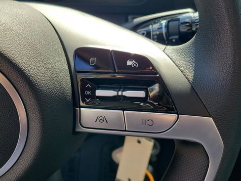 Certified 2026 Hyundai Elantra SE FWD image 31