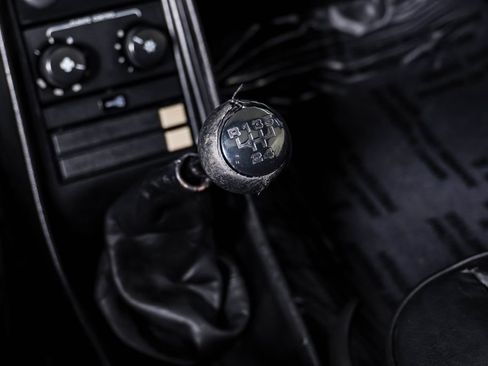 Used 1989 Porsche 911 Carrera RWD image 33