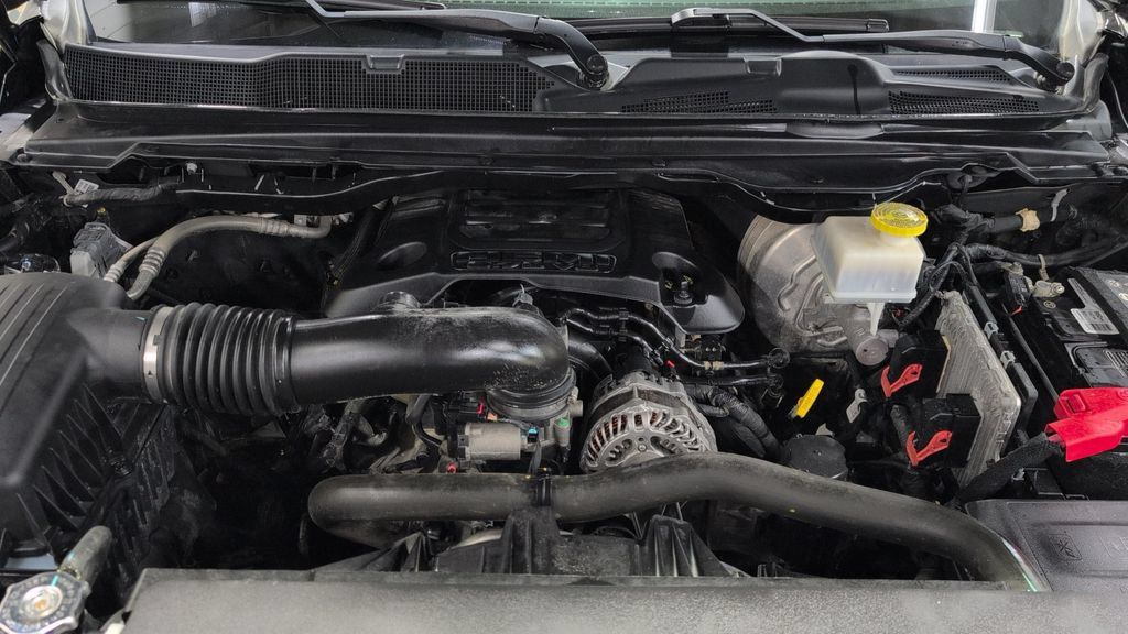 Used 2022 RAM 1500 Laramie AWD/4WD image 25