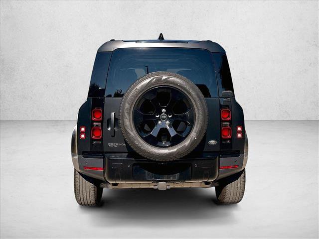 Used 2020 Land Rover Defender 110 HSE AWD/4WD image 4