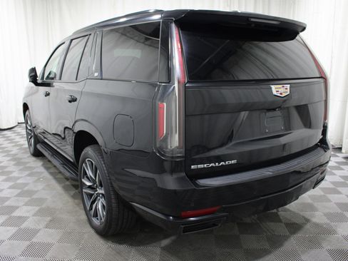 Used 2023 Cadillac Escalade Sport AWD/4WD image 34