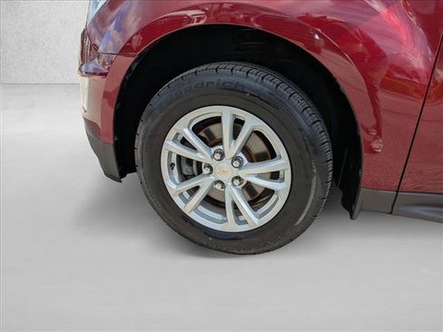 Used 2017 Chevrolet Equinox LT image 22