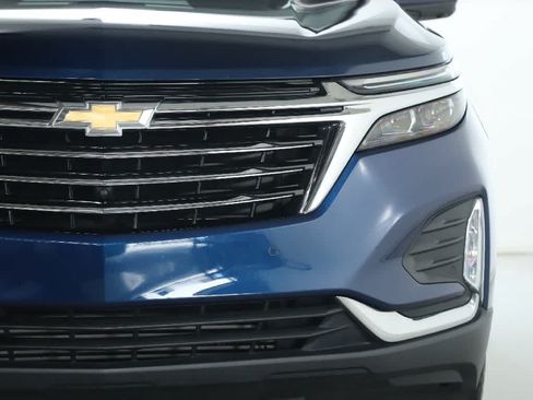 Used 2022 Chevrolet Equinox Premier AWD/4WD image 6