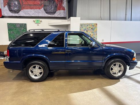 Used 2002 Chevrolet Blazer LS w/ Preferred Equipment Group image 3