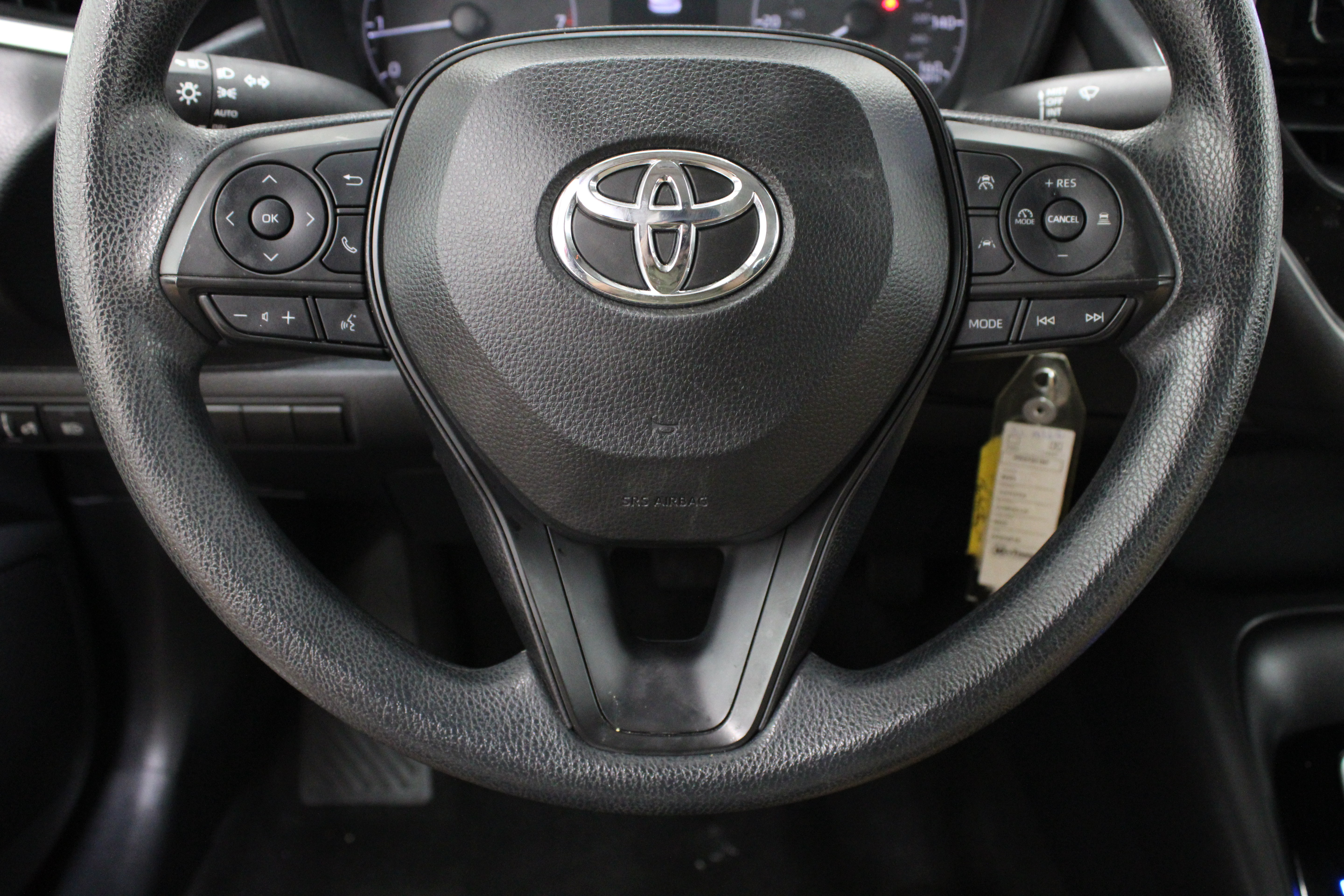 Used 2023 Toyota Corolla LE FWD image 21