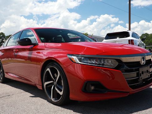 Used 2022 Honda Accord Sport image 7