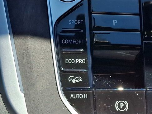 Certified 2024 BMW X5 xDrive40i w/ M Sport Package AWD/4WD image 25