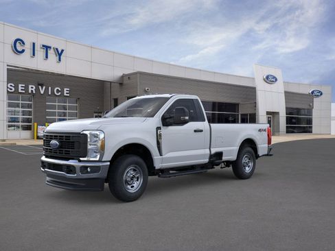 New 2026 Ford F250 XL w/ XL Chrome Package AWD/4WD image 3