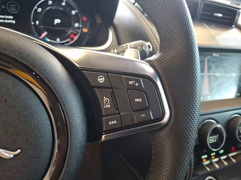 Used 2021 Jaguar F-TYPE R AWD/4WD image 18