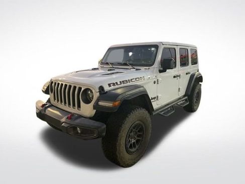 Used 2022 Jeep Wrangler Unlimited Rubicon w/ Xtreme Recon 35" Tire Package image 5