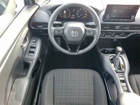 Used 2024 Honda HR-V LX image 11
