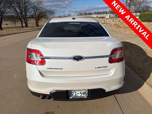 Used 2011 Ford Taurus Limited w/ 303A Rapid Spec Order Code image 4