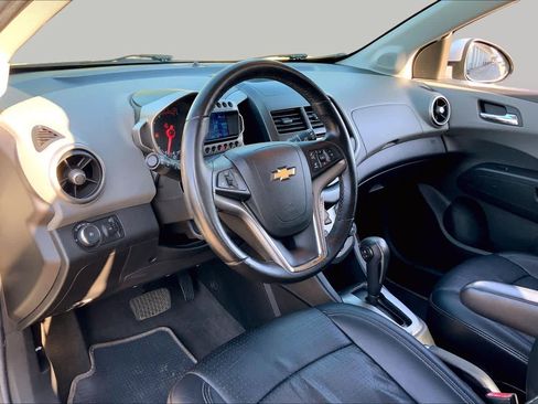 Used 2013 Chevrolet Sonic LTZ FWD image 13