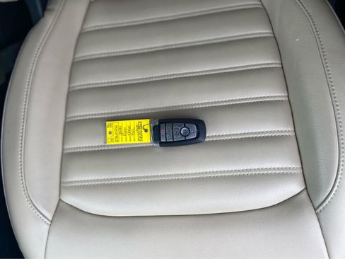 Used 2024 Ford Edge SEL w/ Convenience Package AWD/4WD image 28