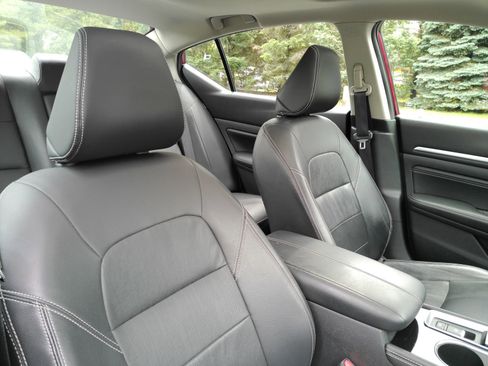 Used 2020 Nissan Altima 2.5 SL AWD/4WD image 17