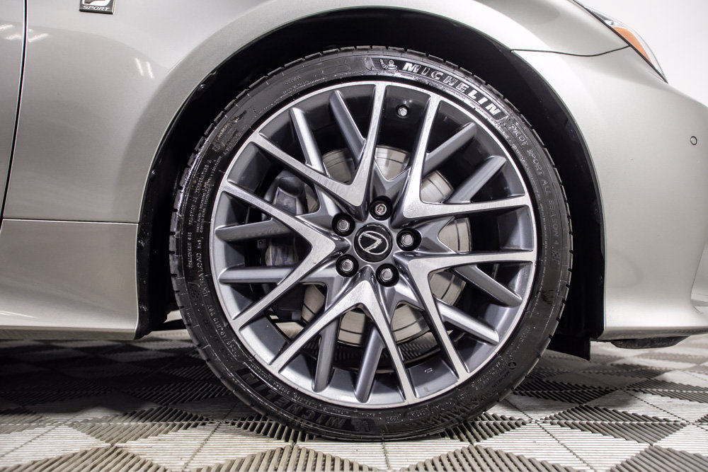 Used 2016 Lexus RC 200t RWD image 46
