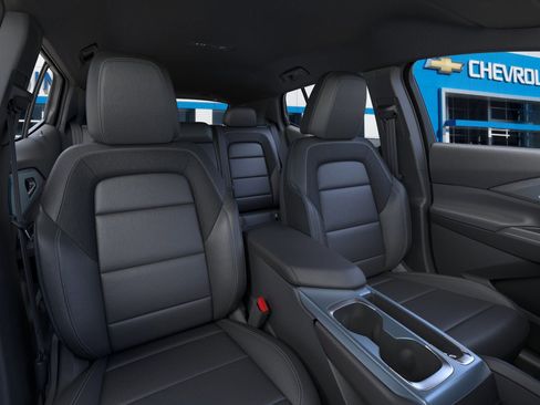 New 2026 Chevrolet Equinox EV LT image 16