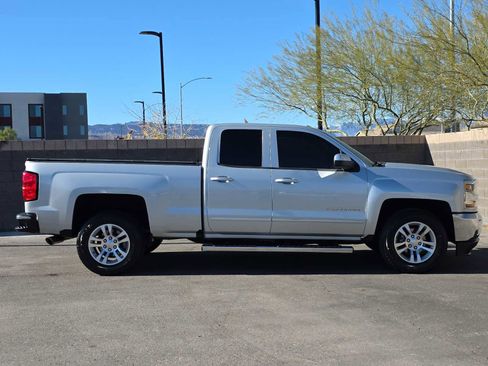 Used 2017 Chevrolet Silverado 1500 LT w/ All Star Edition image 28