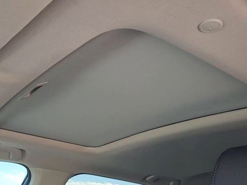 Used 2025 Honda CR-V EX image 11