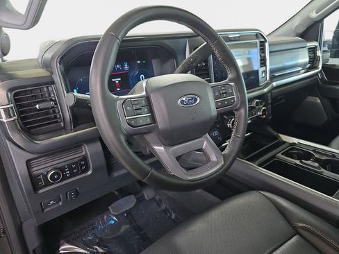 Used 2025 Ford F250 Lariat w/ Lariat Ultimate Package image 19