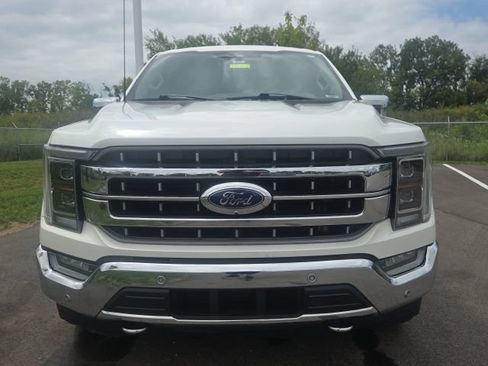 Used 2022 Ford F150 Lariat w/ Equipment Group 502A High AWD/4WD image 3