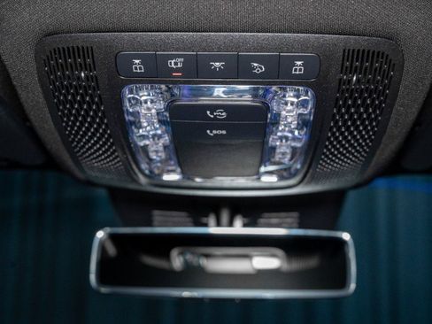 Certified 2025 Mercedes-Benz GLB 250 image 26