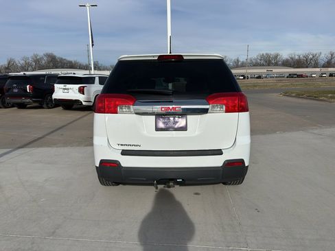 Used 2014 GMC Terrain SLE image 9