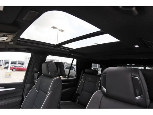 New 2026 Cadillac Escalade Sport w/ Touring Package AWD/4WD image 24