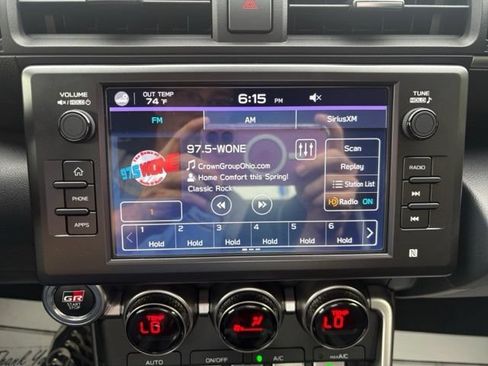 Used 2023 Toyota GR86 Premium w/ ALL Weather Mat Package (TMS) RWD image 26