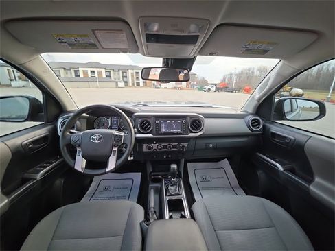 Used 2019 Toyota Tacoma SR5 image 27