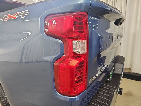 Certified 2024 Chevrolet Silverado 1500 LT AWD/4WD image 39