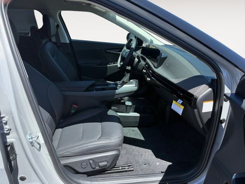 New 2026 Kia EV6 Wind RWD image 19